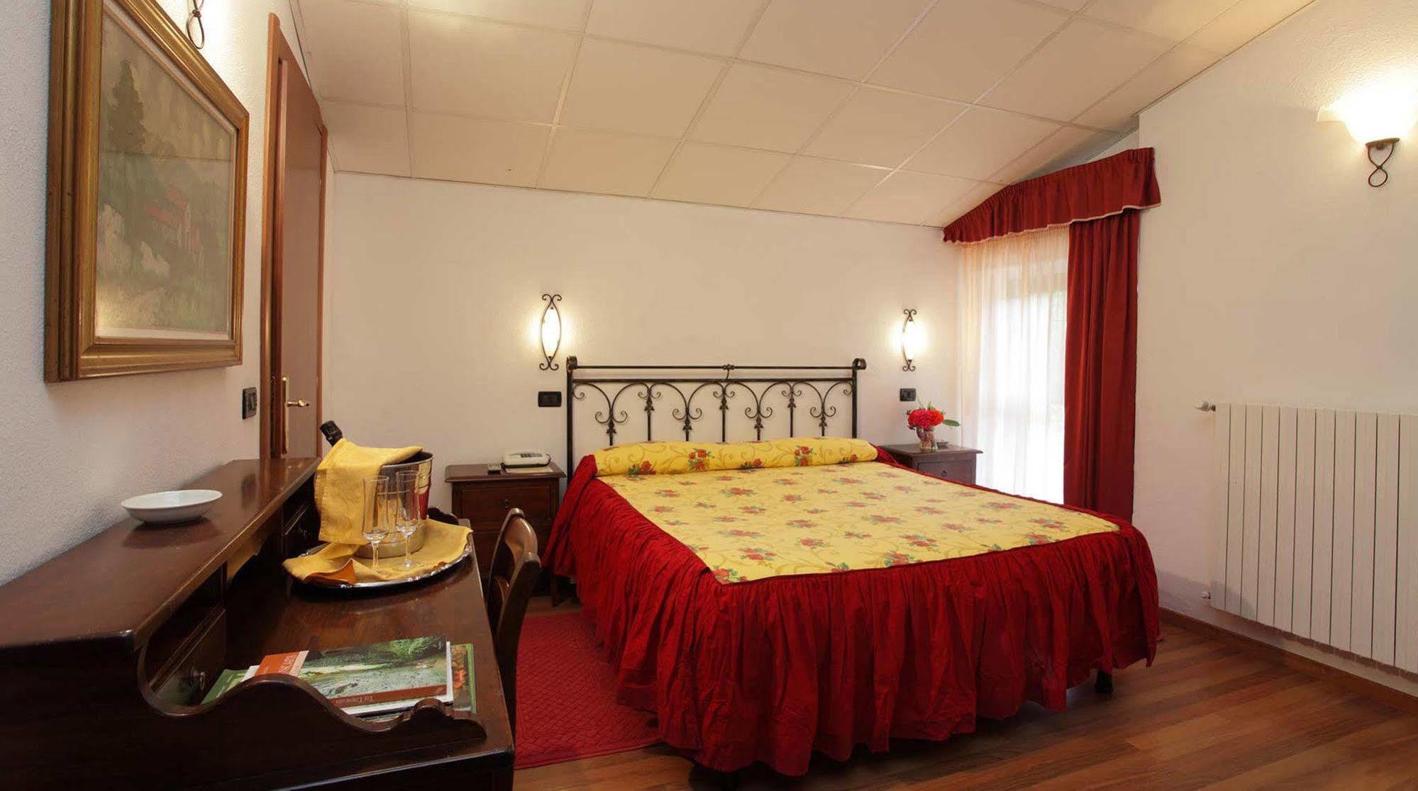 Le Macinaie - Monte Amiata 2* Castel del Piano (Tuscany)
